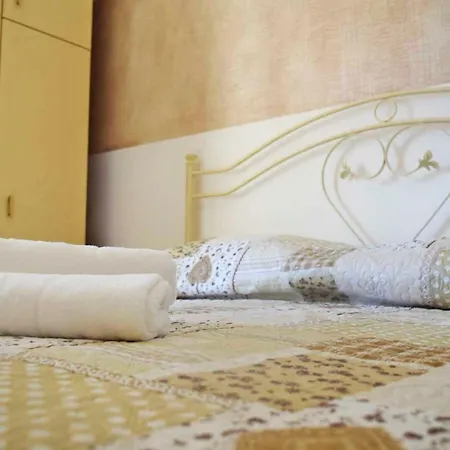 Pastello فندق مبيت وإفطار